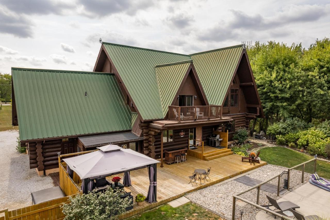 The Lodge At Lakeshore Belle River Exterior photo